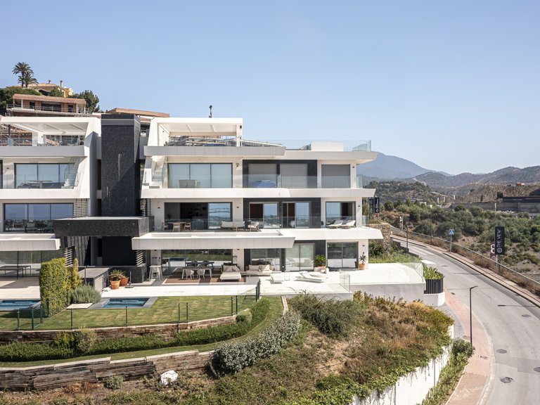 Apartment for Sale in Benahavis, Malaga 4