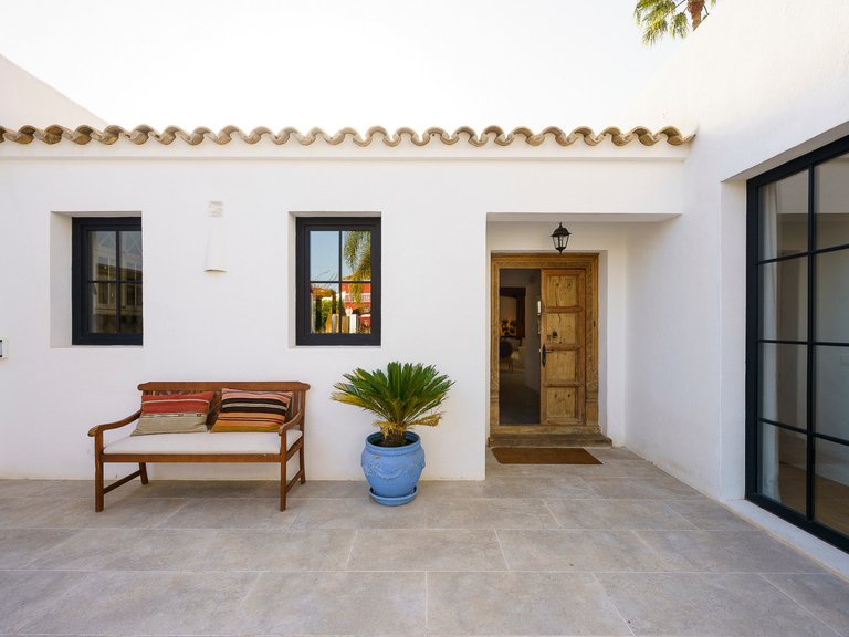 Villa for Sale in San Pedro De Alcantara, Malaga 17