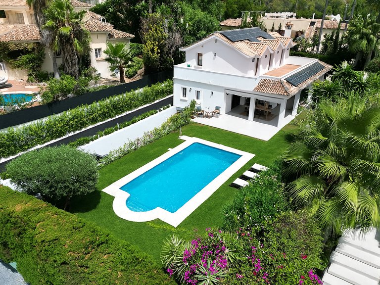 Villa for Sale in Marbella, Malaga 9