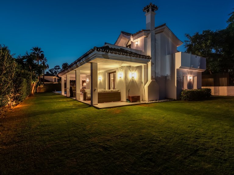 Villa for Sale in Marbella, Malaga 12