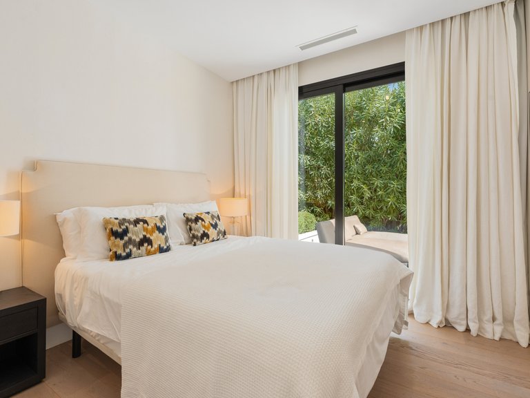 Villa for Sale in Marbella, Malaga 18