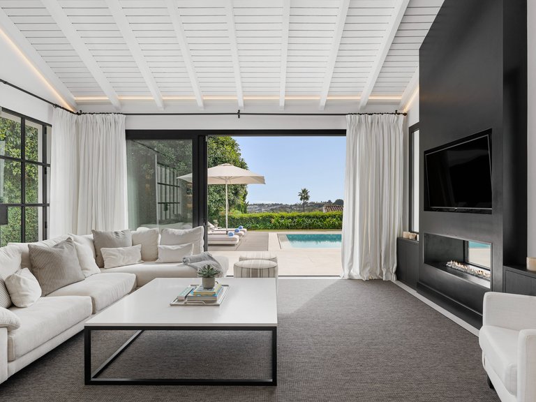 Villa for Sale in Marbella, Malaga 6