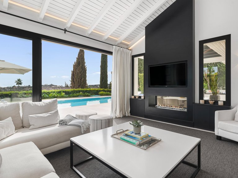 Villa for Sale in Marbella, Malaga 24