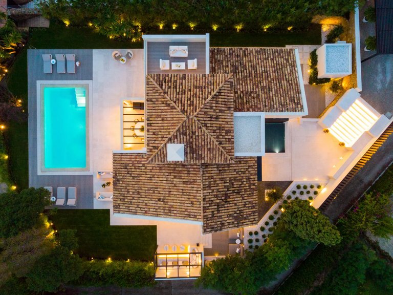 Villa for Sale in Marbella, Malaga 36