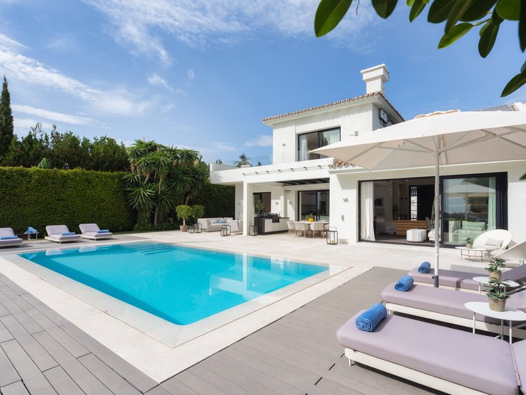 Villa for Sale in Marbella, Malaga 4
