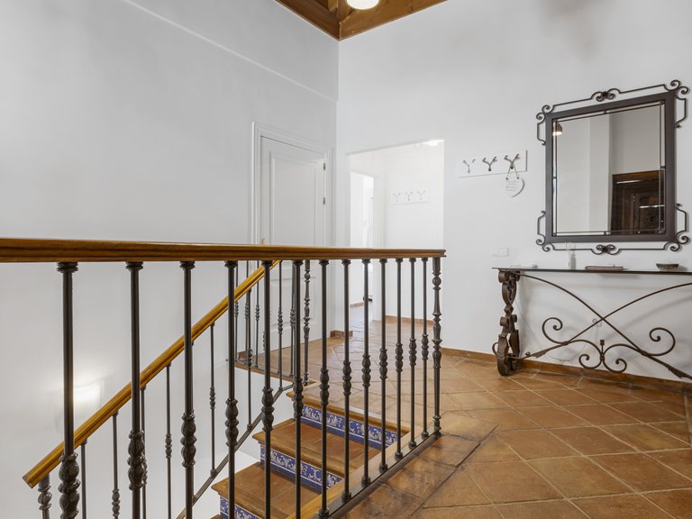 Town House for Sale in Benahavis, Malaga 22