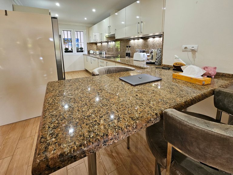 Apartment for Sale in Marbella, Malaga 7