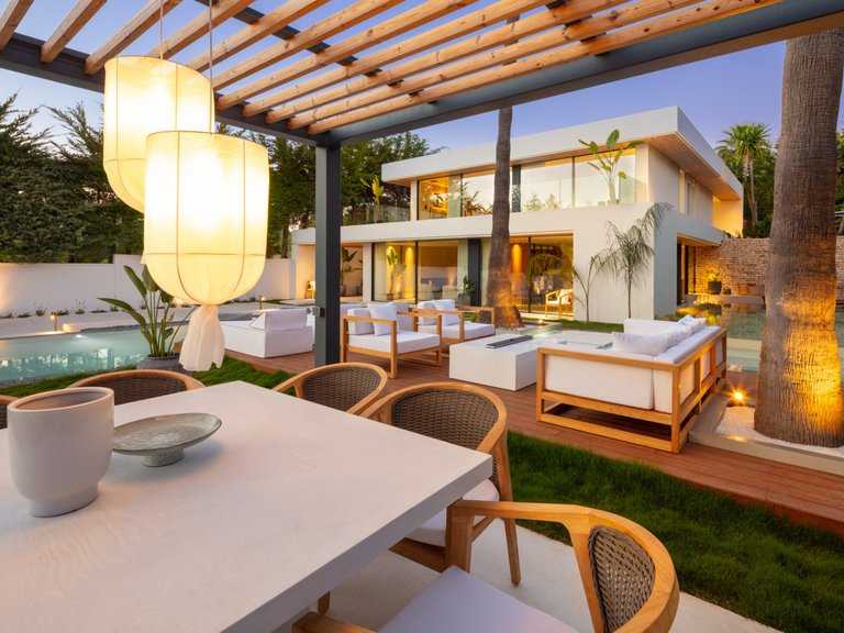 Villa for Sale in Marbella, Malaga 24