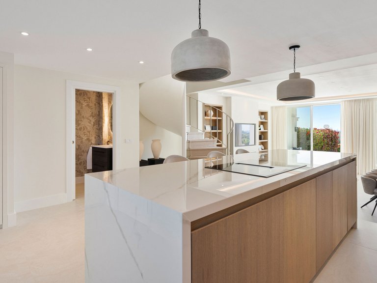 Town House for Sale in Benahavis, Malaga 10