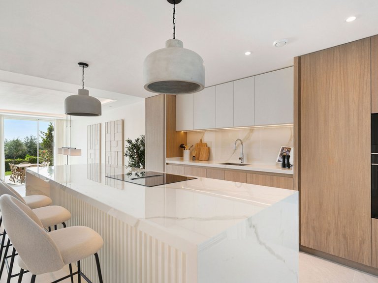 Town House for Sale in Benahavis, Malaga 9