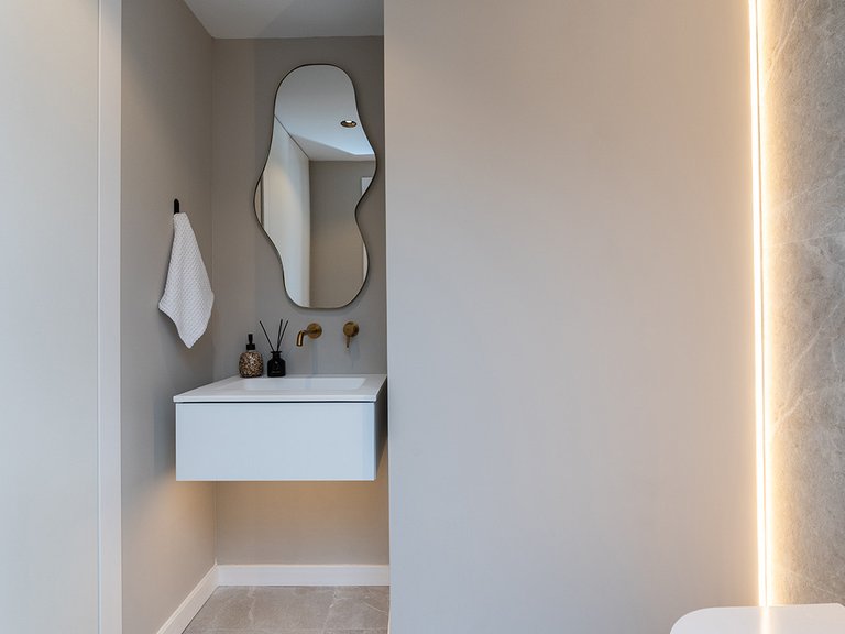 Apartment for Sale in Benahavis, Malaga 19