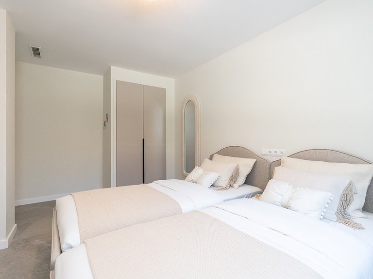 Apartment for Sale in Benahavis, Malaga 13