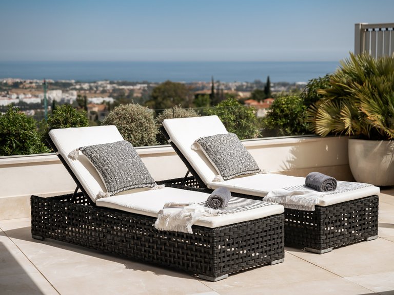 Apartment for Sale in Benahavis, Malaga 8