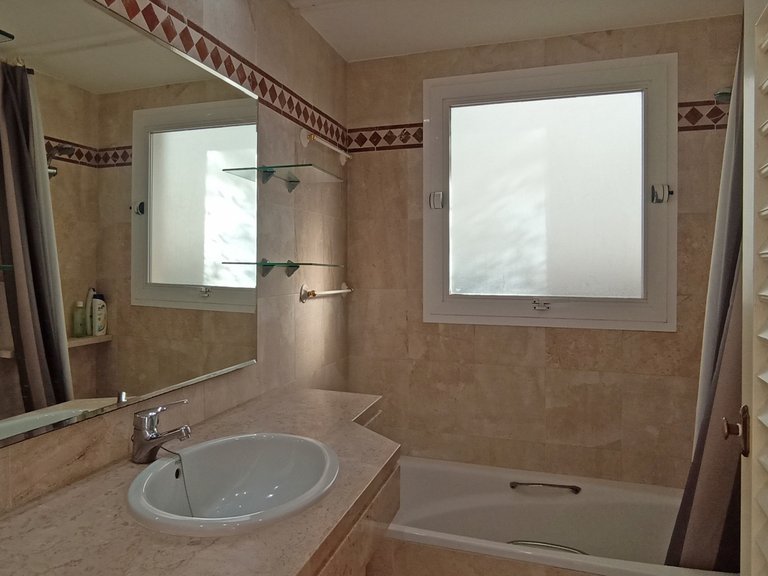 Apartment for Sale in Benahavis, Malaga 15