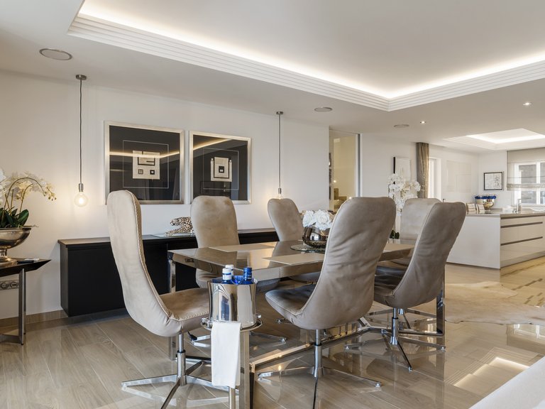 Penthouse for Sale in Benahavis, Malaga 26