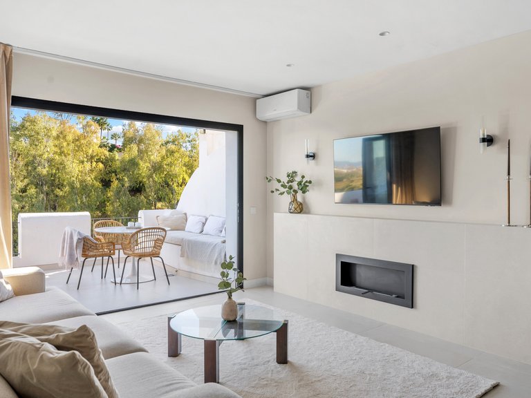 Apartment for Sale in Benahavis, Malaga 5