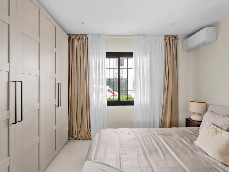 Apartment for Sale in Benahavis, Malaga 8