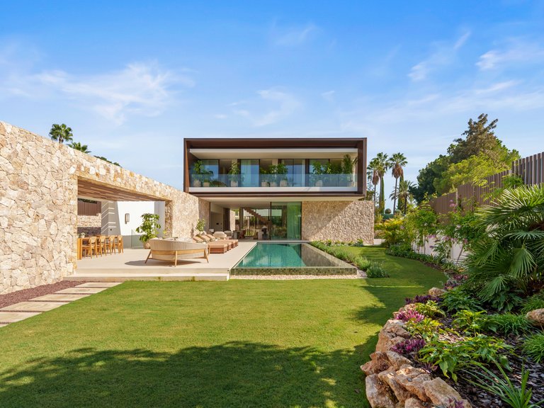 Villa for Sale in Marbella, Malaga 45