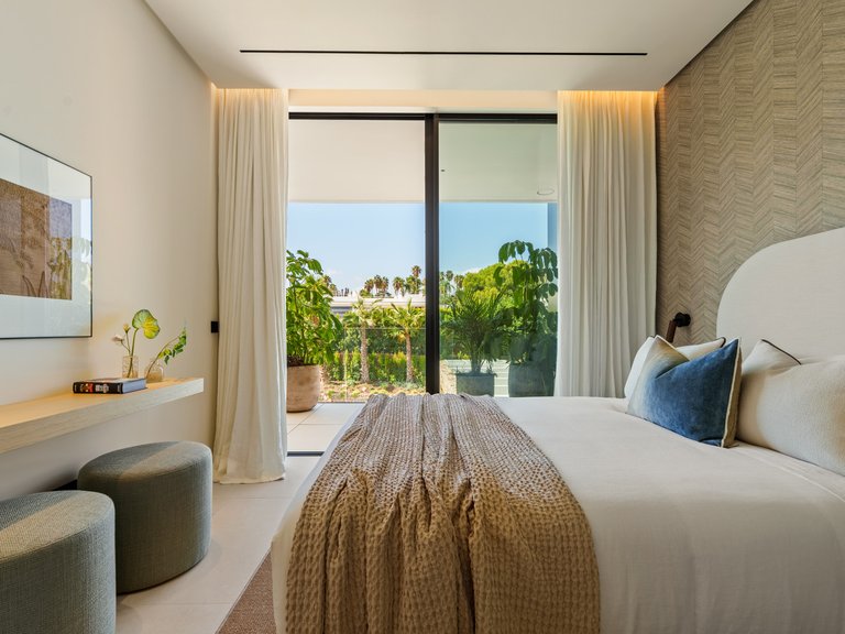 Villa for Sale in Marbella, Malaga 9