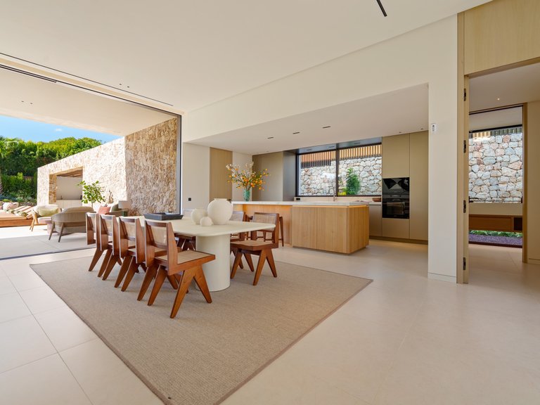 Villa for Sale in Marbella, Malaga 37