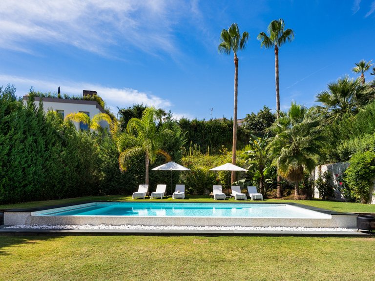 Villa for Sale in Marbella, Malaga 10