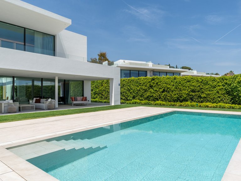 Villa for Sale in Marbella, Malaga 26