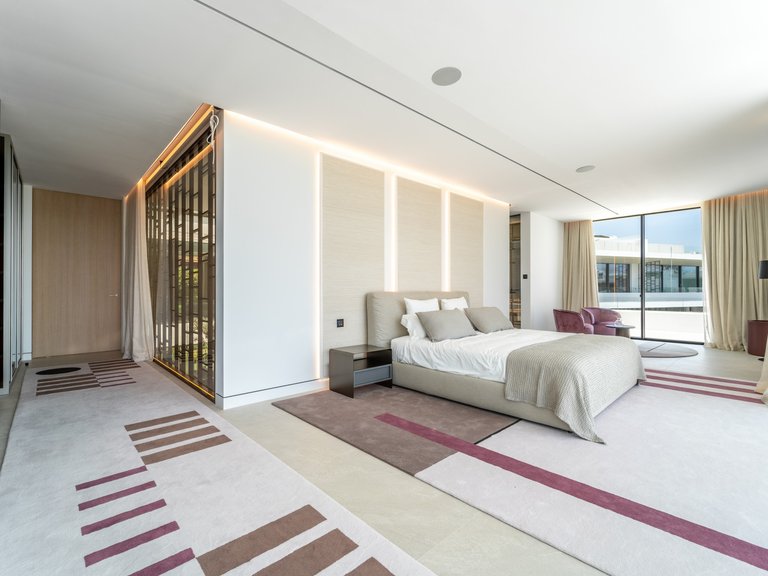 Villa for Sale in Marbella, Malaga 9