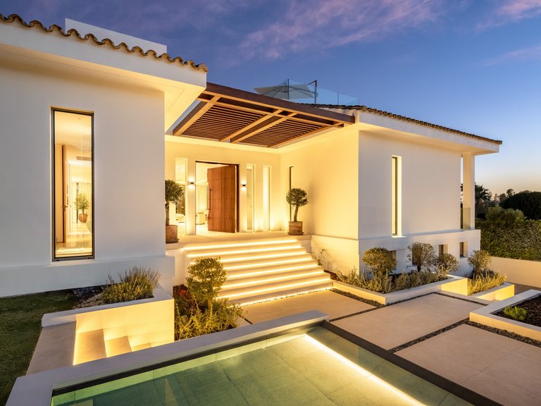 Villa for Sale in Marbella, Malaga 15