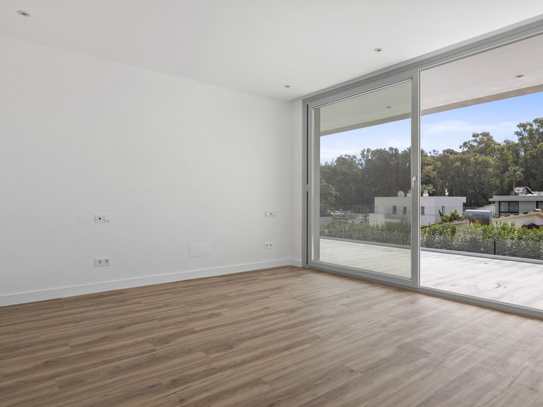 Villa for Sale in San Pedro De Alcantara, Malaga 28