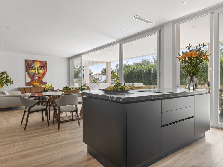 Villa for Sale in San Pedro De Alcantara, Malaga 34