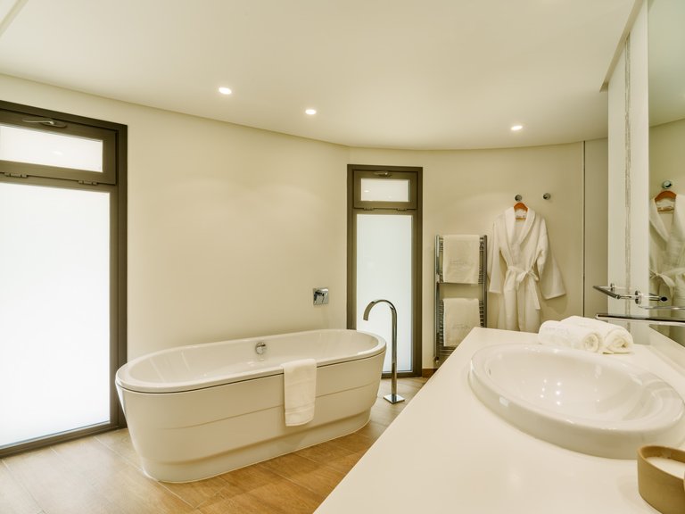 Villa for Sale in Marbella, Malaga 16