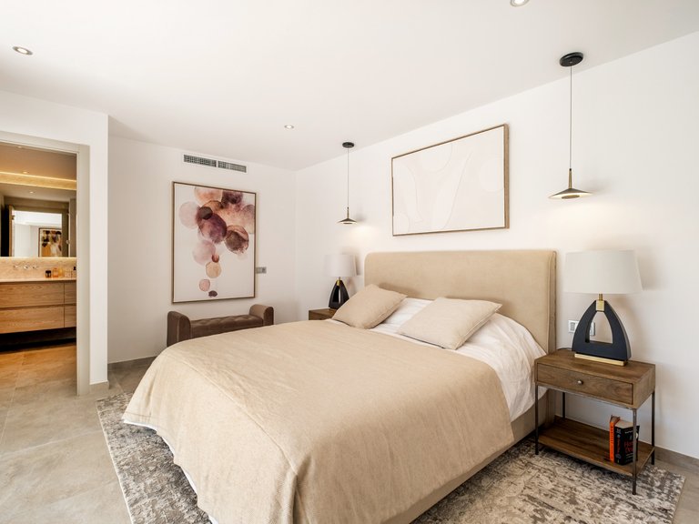 Villa for Sale in Marbella, Malaga 22