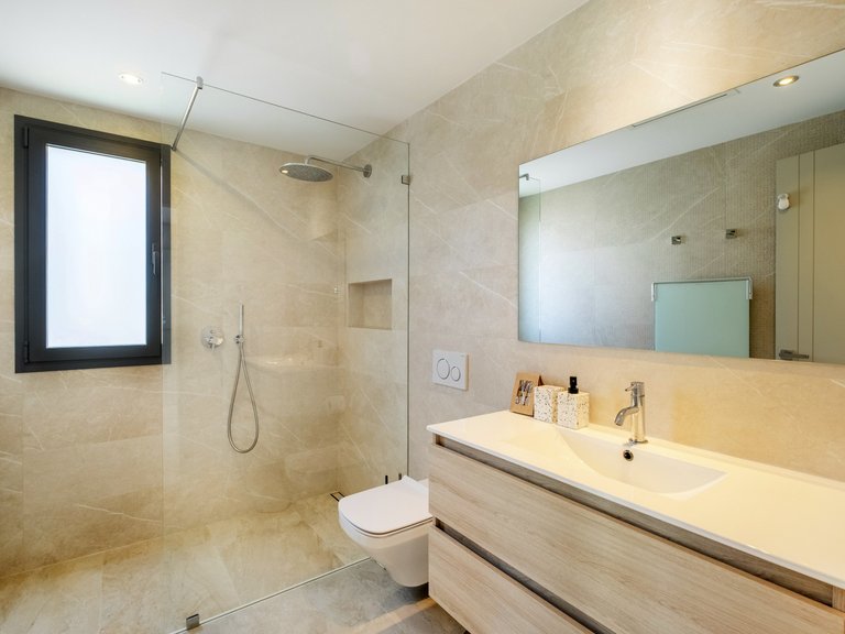 Villa for Sale in Marbella, Malaga 23
