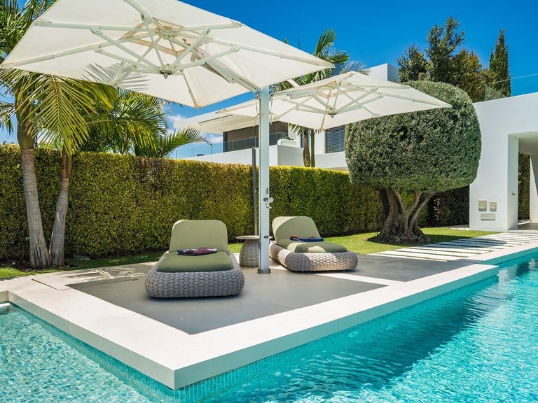 Villa for Sale in Marbella, Malaga 8