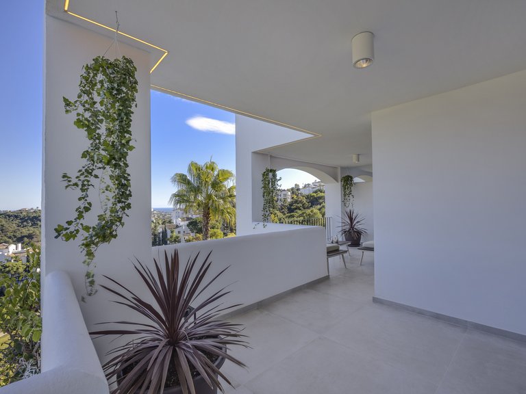 Apartment for Sale in Benahavis, Malaga 6