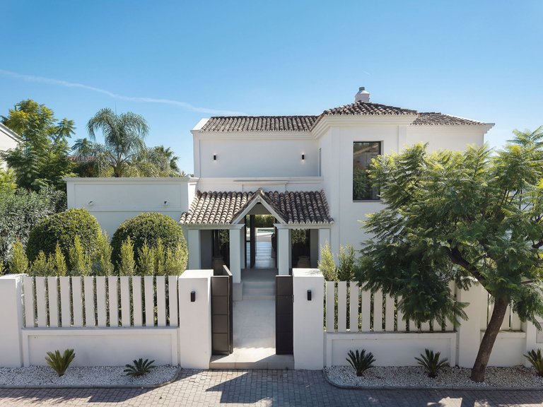 Villa for Sale in Marbella, Malaga 28