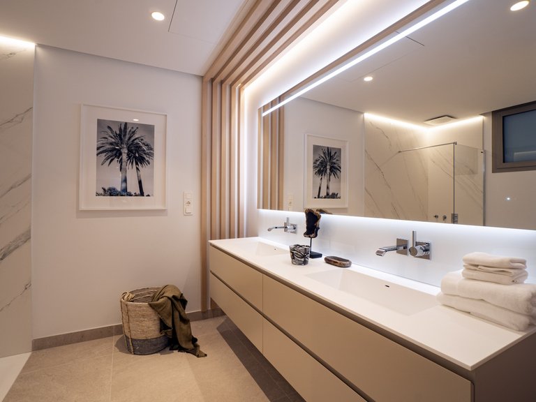 Apartment for Sale in Benahavis, Malaga 9