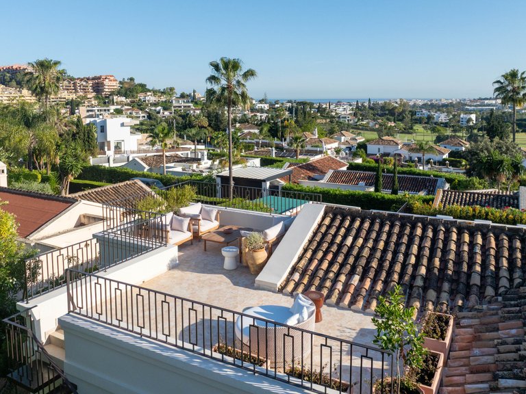 Villa for Sale in Marbella, Malaga 28