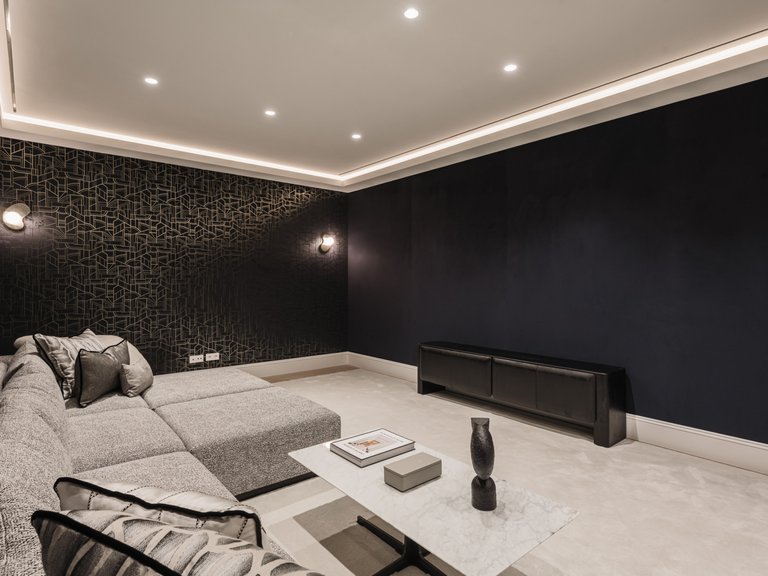 Villa for Sale in Marbella, Malaga 38