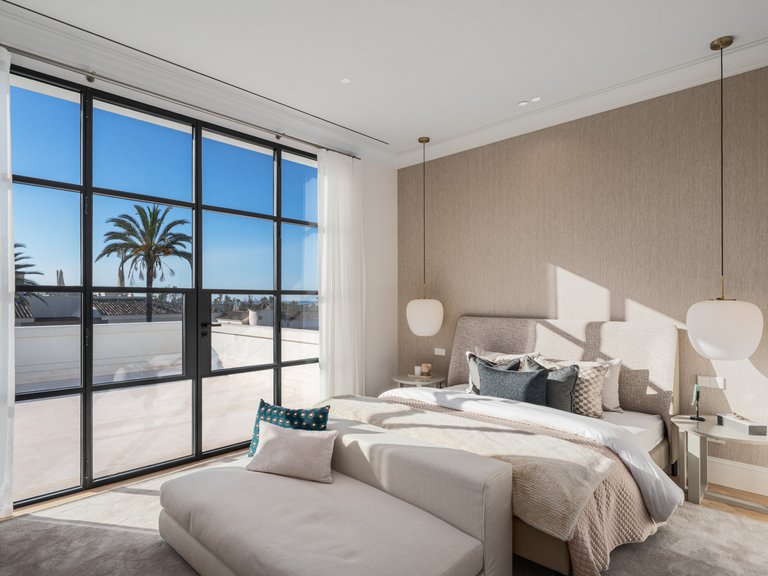 Villa for Sale in Marbella, Malaga 9