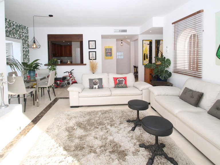 Town House for Sale in Istan, Malaga 1