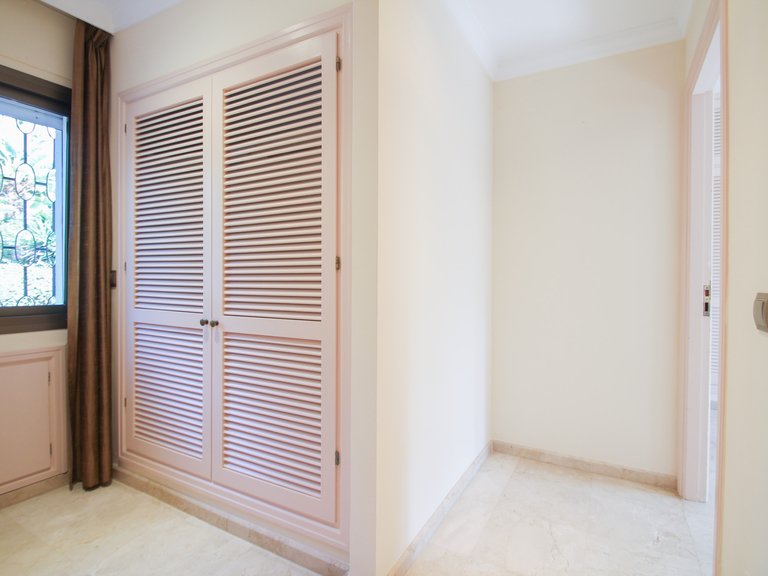 Villa for Sale in Marbella, Malaga 20
