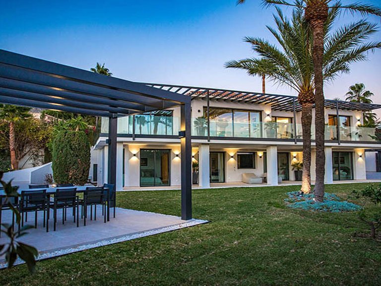Villa for Sale in Marbella, Malaga 5