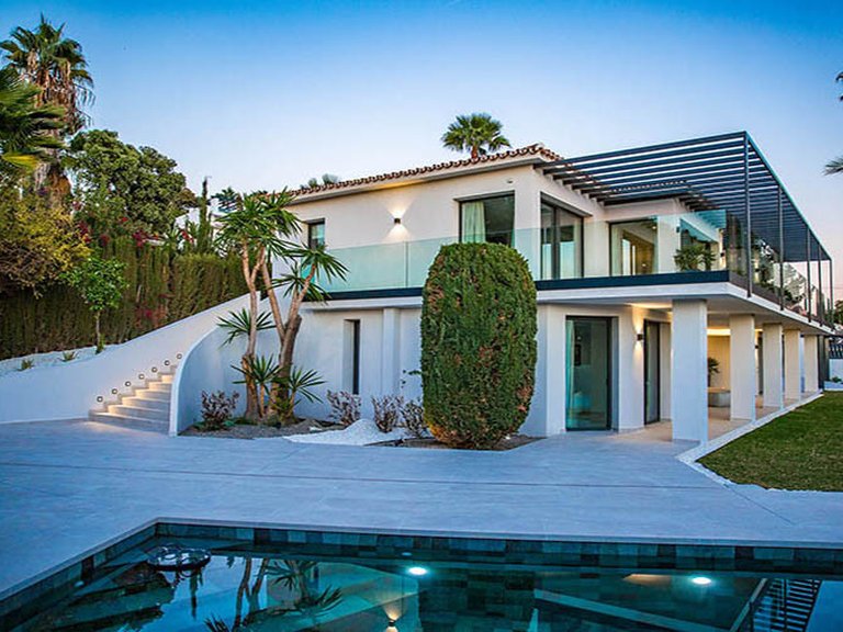 Villa for Sale in Marbella, Malaga 7