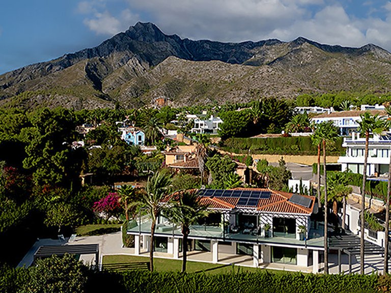 Villa for Sale in Marbella, Malaga 2
