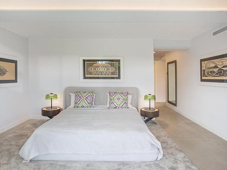 Villa for Sale in Marbella, Malaga 30