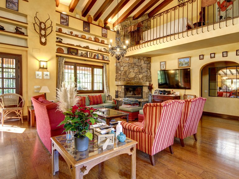 Country House for Sale in Ojen, Malaga 6