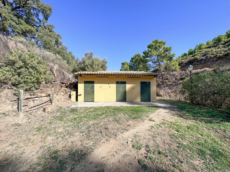 Country House for Sale in Ojen, Malaga 18