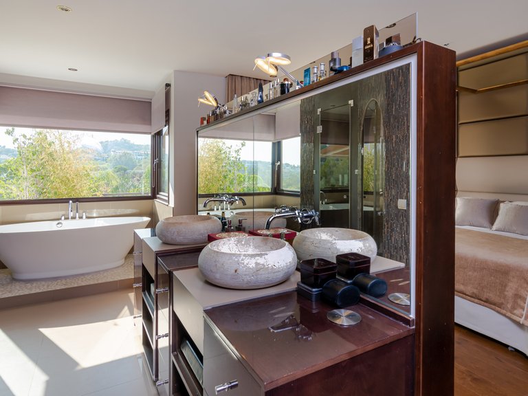 Villa for Sale in Marbella, Malaga 23