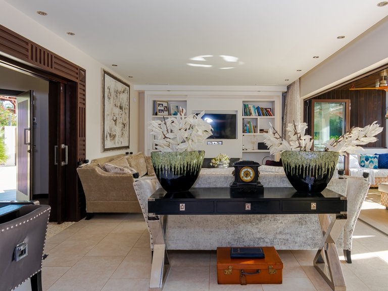Villa for Sale in Marbella, Malaga 9